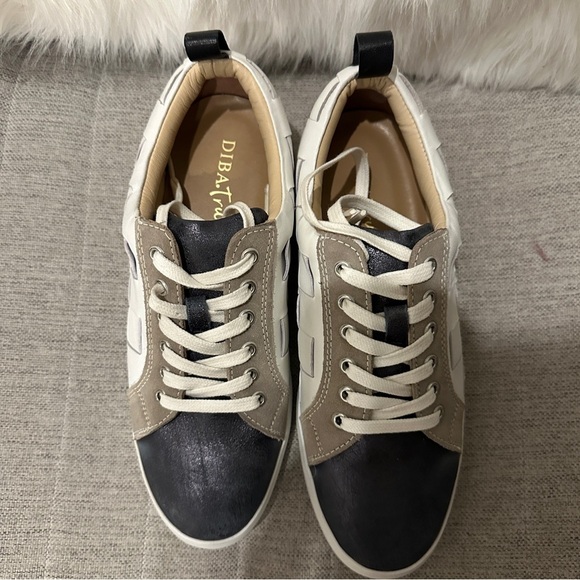 Diba True Juliana 7.5 Sneaker - Never Worn - Picture 4 of 6